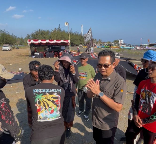 
					Panitia Lomba Layang-Layang Tak Profesional, Bupati Jembrana Kecewa Berat